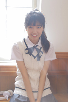 小宝贝越来越讨好妈妈
